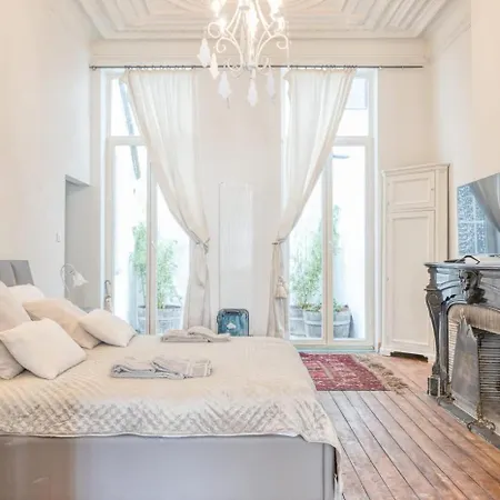Bright And Elegant In The Heart Of Apartamento *