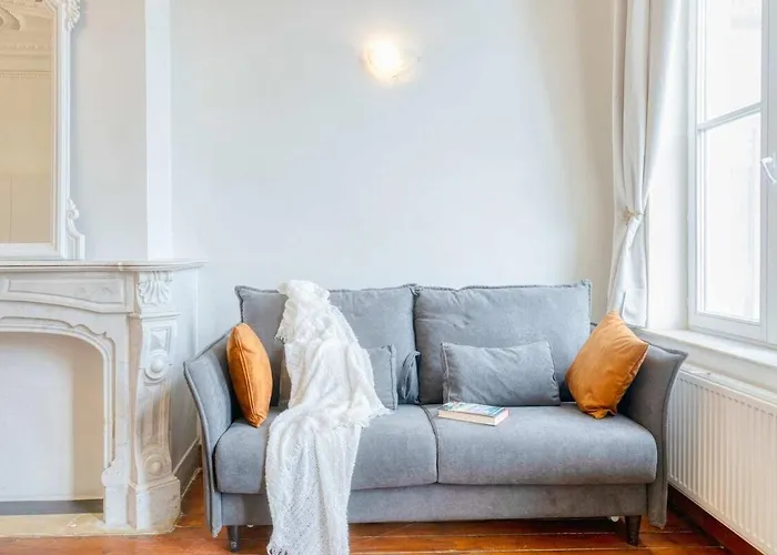 Bright And Elegant In The Heart Of Ostende